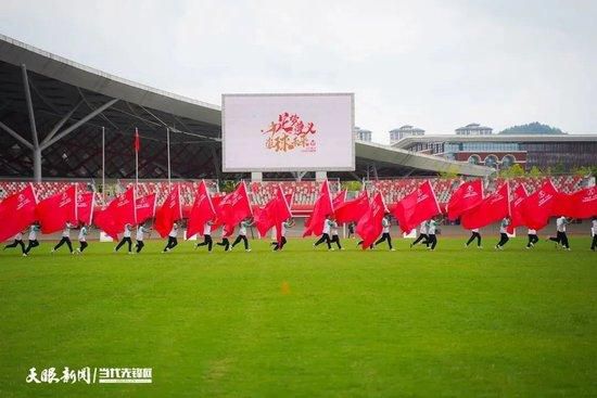 此外所有藏品均绑定可穿戴服装，覆盖主角唐仁、秦风、野田昊的形象，赠送给用户用于3D数字人穿搭，助力获取银幕之外的主角同款奇妙体验